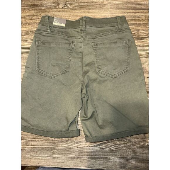 WIT & WISDOM Womens Size 00 'Ab' Solution Stretch Twill Shorts Olive Green. T - Picture 6 of 12